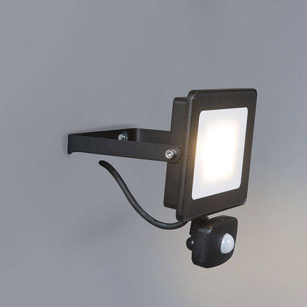 LEDVANCE Floodlight LED 20W Sensor